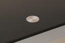 DETALLE TAPA MESA BISBE EXTENSIBLE NEGRA CHASIS GRIS